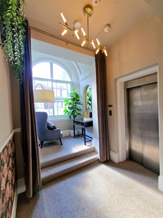 Gorgeous Hyde Park Home With Elevator Access By Tube Metro Stations Londra Exterior foto